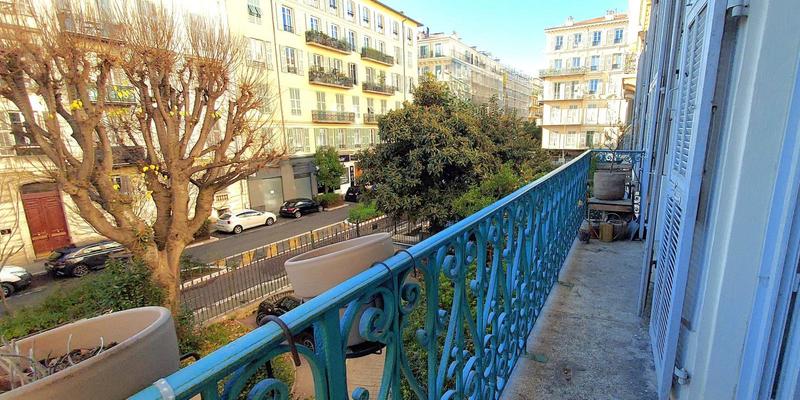 Appartement - 171 m² - 6 pièces