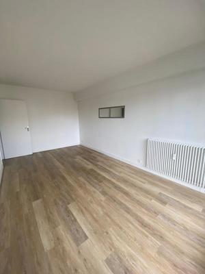 Studio - 25 m² - 1 pièce