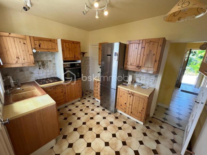 Maison - 90 m² - 4 pièces