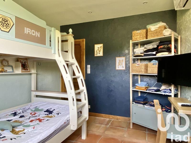 Maison - 288 m² - 6 pièces