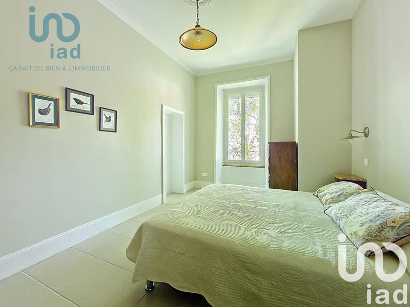 Maison - 280 m² - 8 pièces