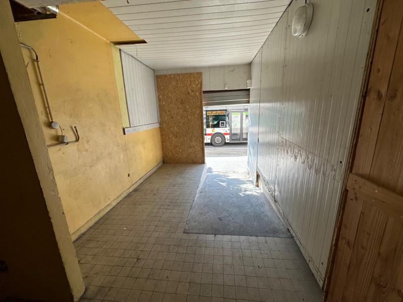 Local commercial - 280 m² - 1 pièce