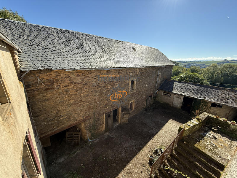 Maison - 260 m² - 5 pièces