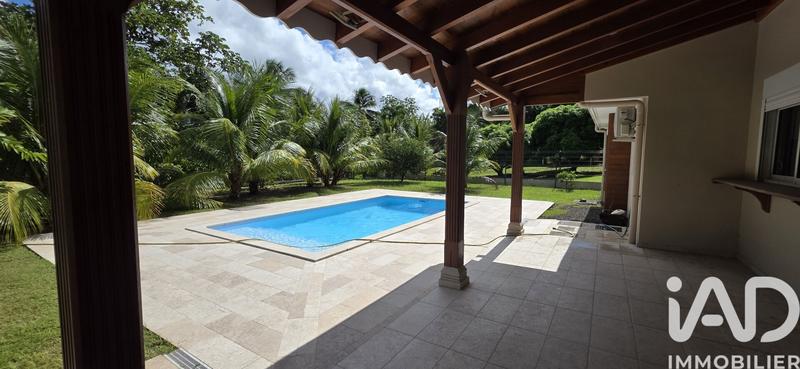 Maison - 243 m² - 5 pièces