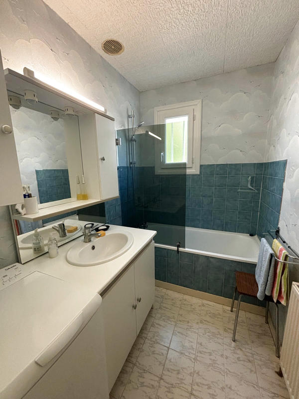 Maison - 82 m² - 6 pièces