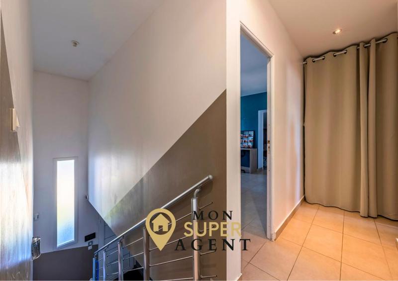 Maison - 190 m² - 7 pièces