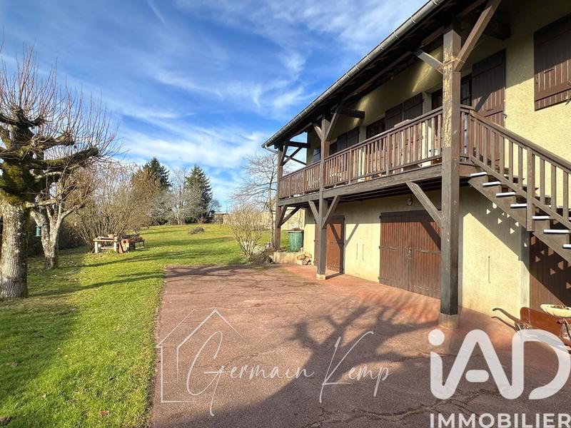 Maison - 214 m² - 7 pièces