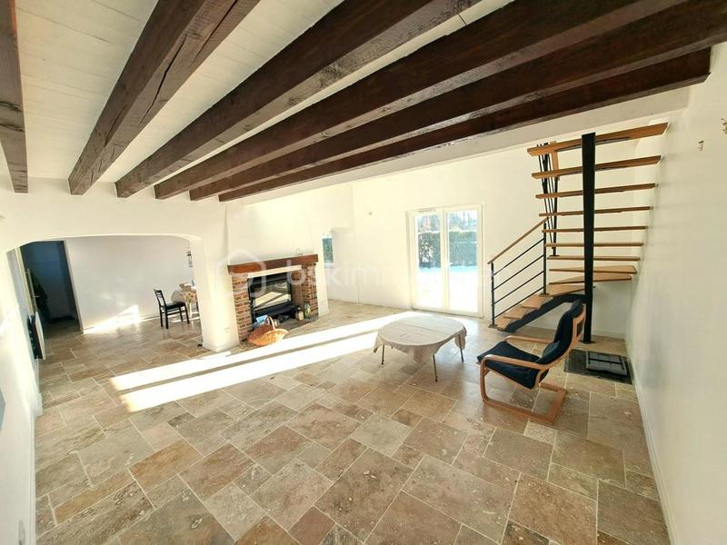 Maison - 150 m² - 7 pièces