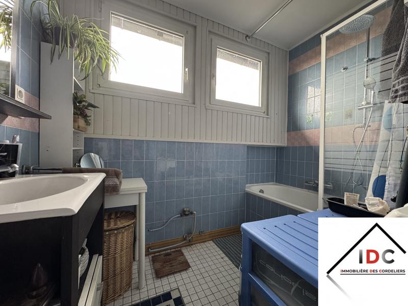 Appartement - 68 m² - 4 pièces