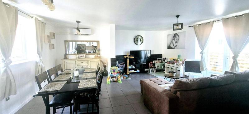 Maison - 94 m² - 4 pièces