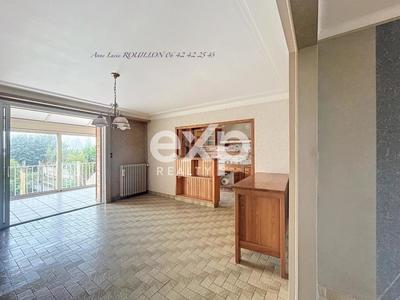 Maison - 137 m² - 6 pièces