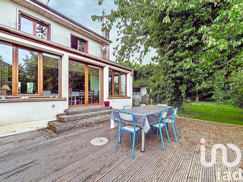 Maison - 194 m² - 11 pièces