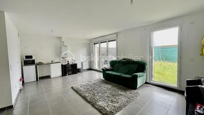 Maison traditionnelle - 92 m² - 5 pièces