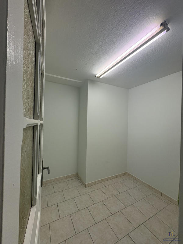 Local d'activités - 30 m² - 2 pièces