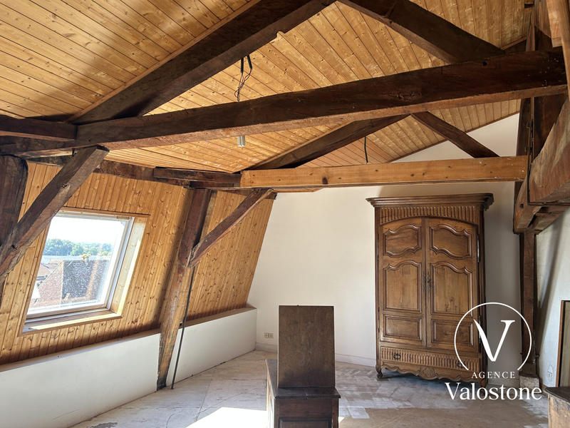 Appartement - 121 m² - 6 pièces