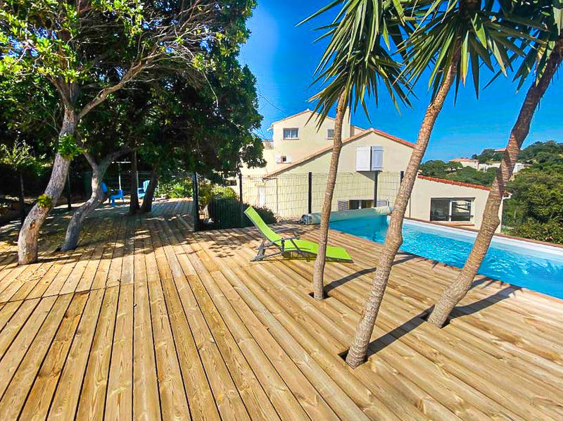 Propriété - 450 m² - 18 pièces