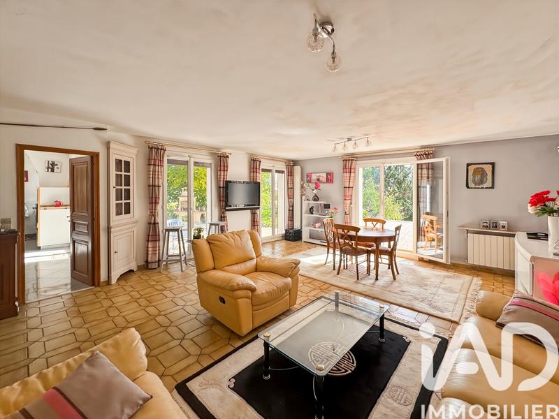 Maison - 190 m² - 8 pièces