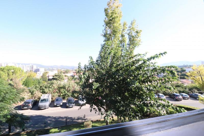 Appartement - 77 m² - 4 pièces