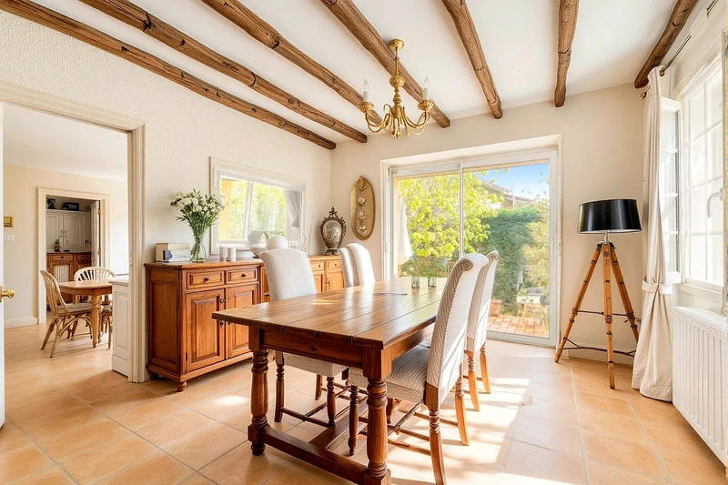 Maison - 154 m² - 8 pièces