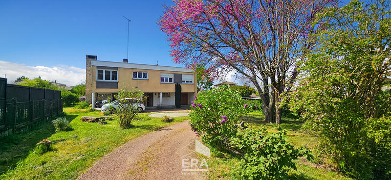 Maison - 145 m² - 5 pièces