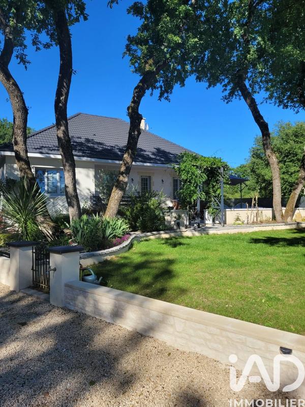 Maison - 209 m² - 6 pièces