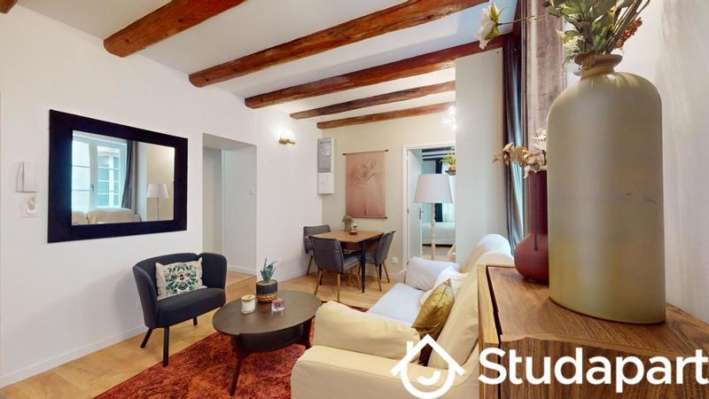 Chambre - 11 m² - 1 pièce