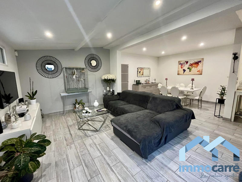 Maison - 90 m² - 5 pièces