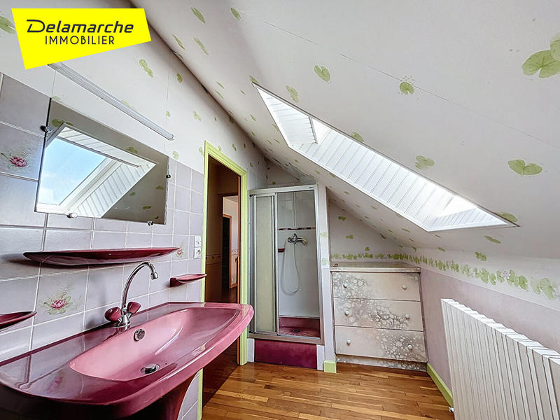 Maison - 190 m² - 9 pièces