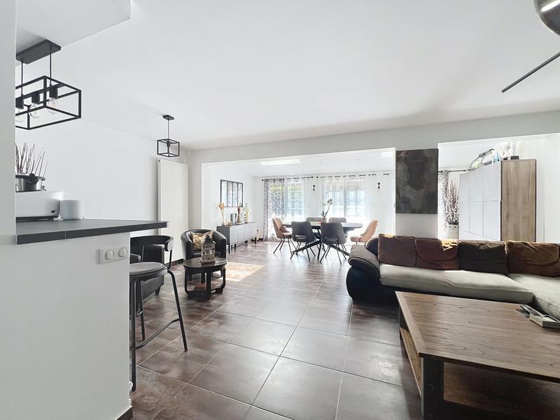 Maison - 124 m² - 7 pièces