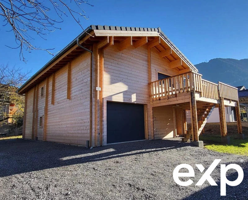 Châlet - 148 m² - 6 pièces