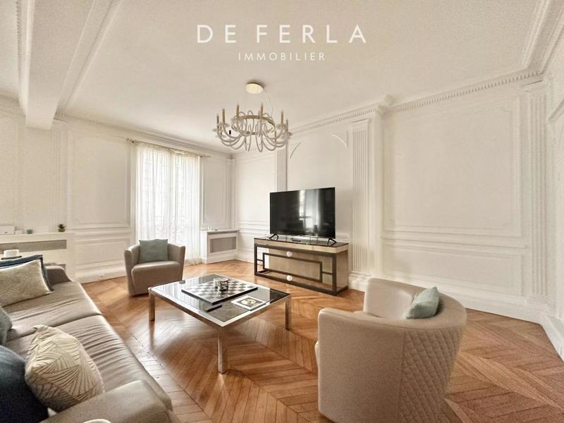 Appartement - 241 m² - 7 pièces