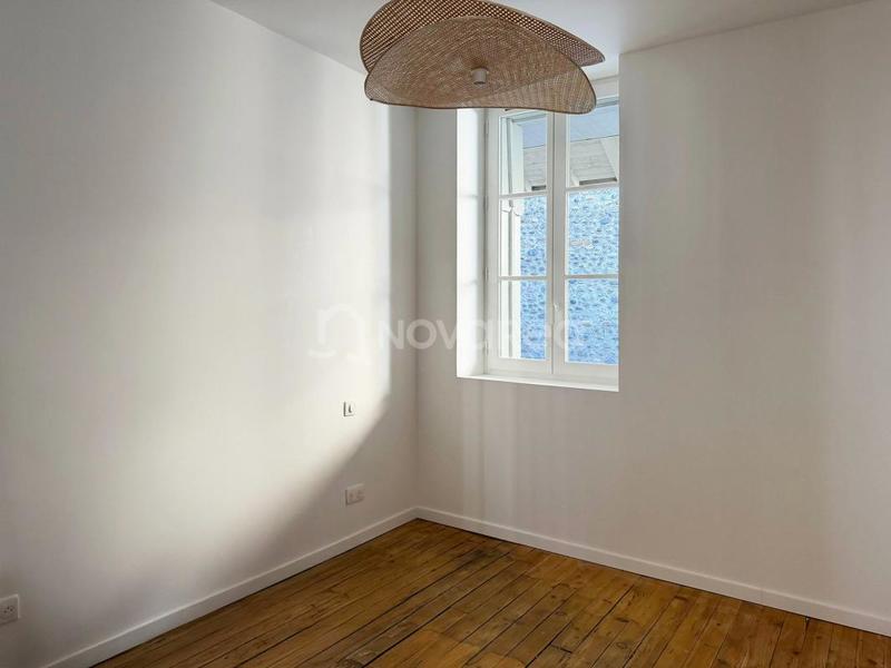 Appartement - 100 m² - 4 pièces