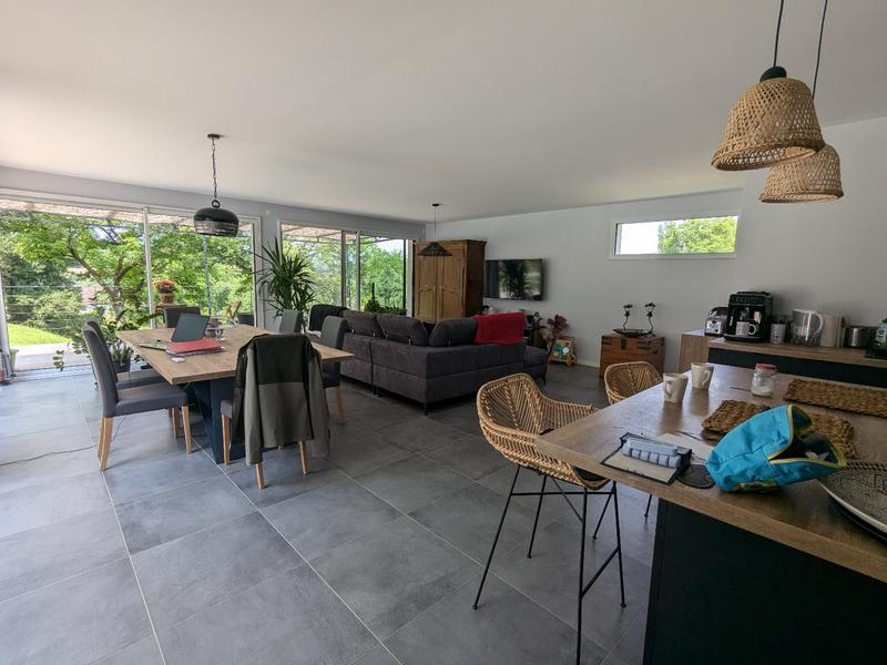 Maison - 127 m² - 5 pièces