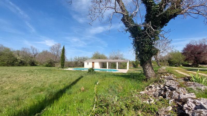 Maison - 326 m² - 15 pièces