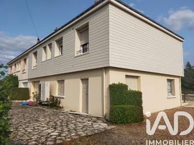 Maison - 140 m² - 5 pièces