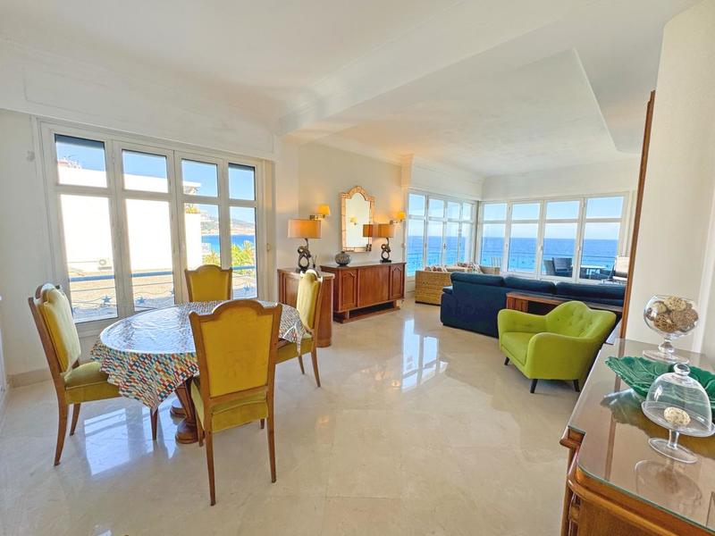 Appartement - 112 m² - 3 pièces