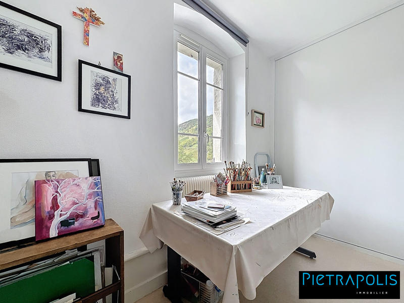 Maison - 268 m² - 10 pièces