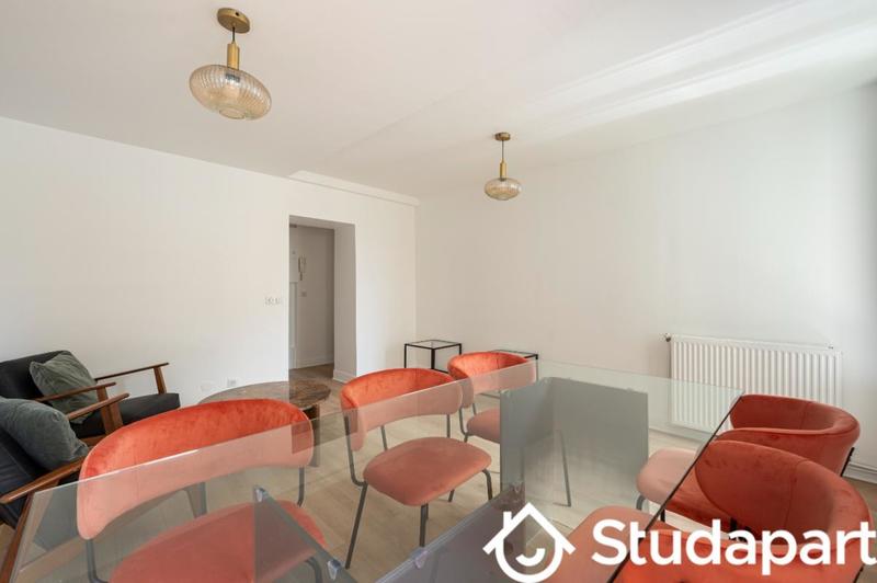 Chambre - 15 m² - 1 pièce