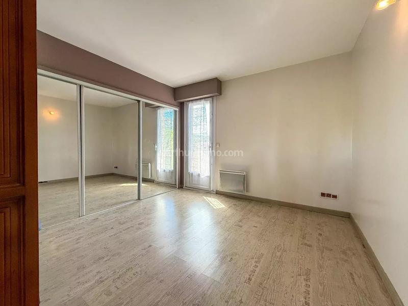 Appartement - 99 m² - 5 pièces