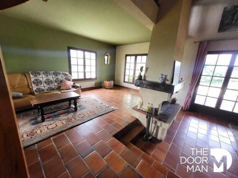 Maison - 178 m² - 7 pièces