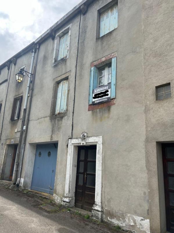 Maison de village - 84 m² - 4 pièces