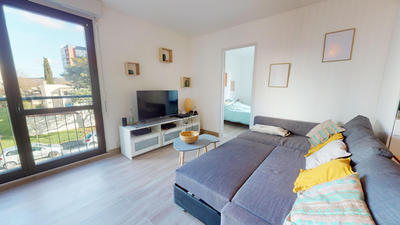 Appartement - 80 m² - 5 pièces