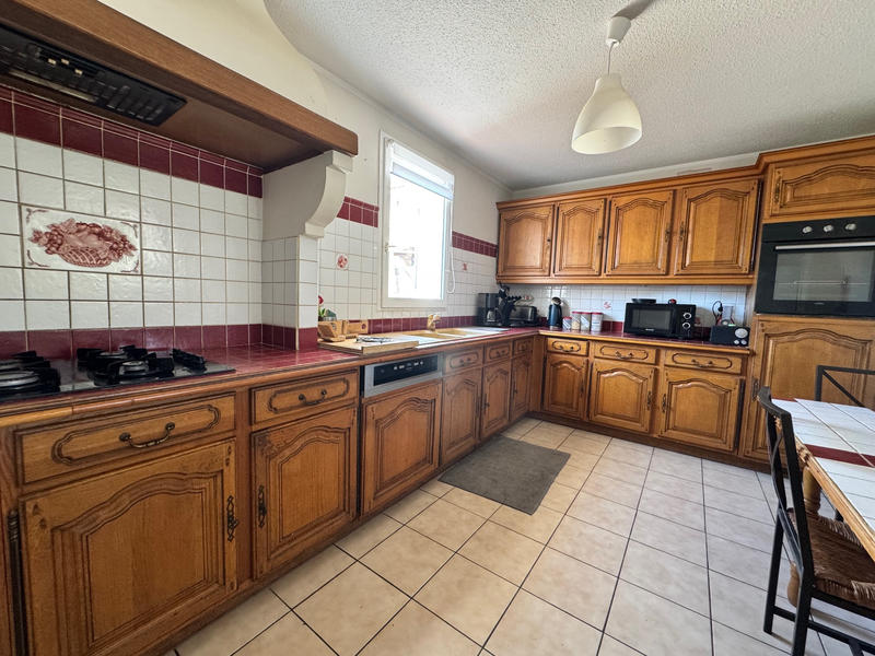 Maison - 98 m² - 5 pièces