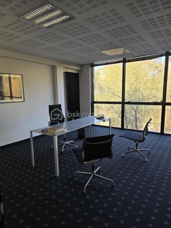 Immeuble - 270 m² - 10 pièces