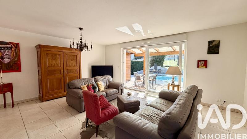 Maison - 135 m² - 6 pièces