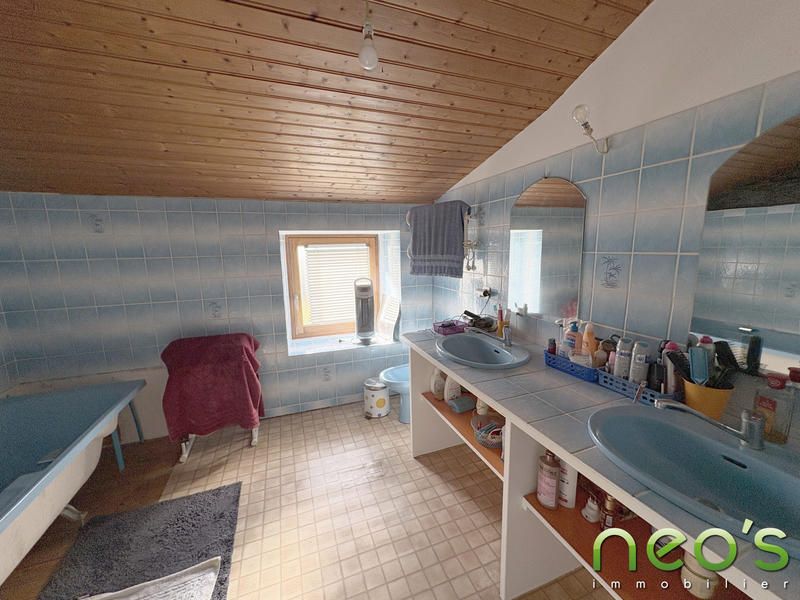 Maison ancienne - 142 m² - 6 pièces