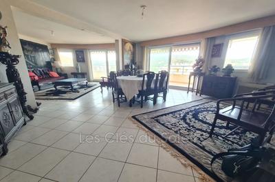 Appartement - 106 m² - 5 pièces