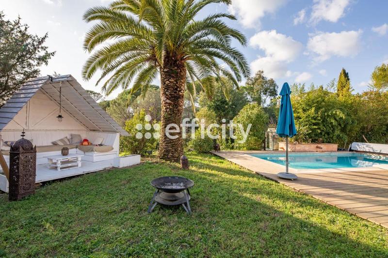 Maison - 141 m² - 5 pièces