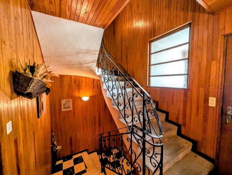 Appartement - 302 m² - 16 pièces