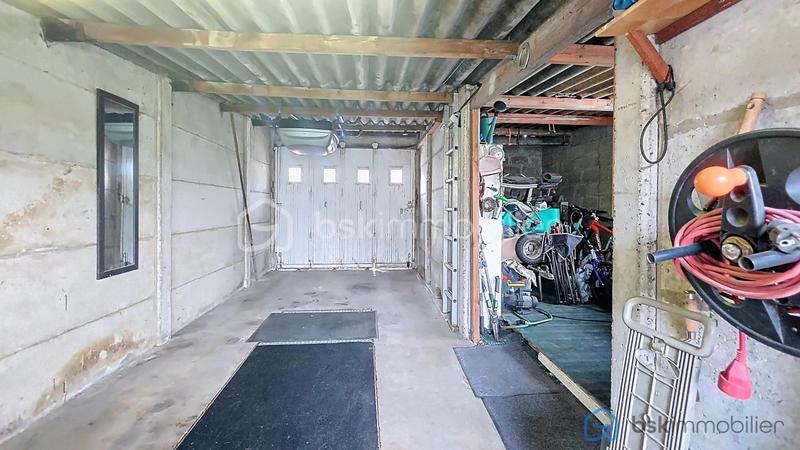 Maison traditionnelle - 105 m² - 7 pièces